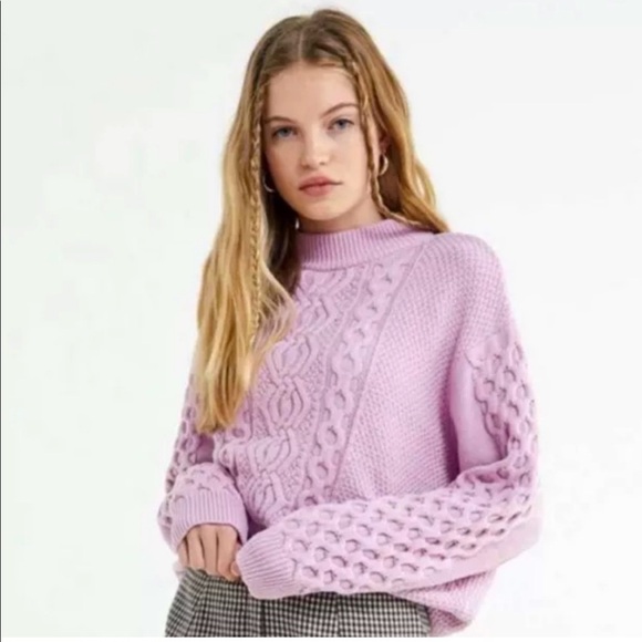 Urban Outfitters Cable Knit Mock Neck Sweater
In Lavender Purple XS - Picture 1 of 7